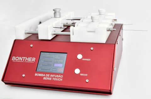 BOMBA DE INFUSÃO DE 4 SERINGAS SÉRIE TOUCH